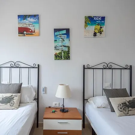 Apartmán Lightbooking Esmeralda Piscina Privada *