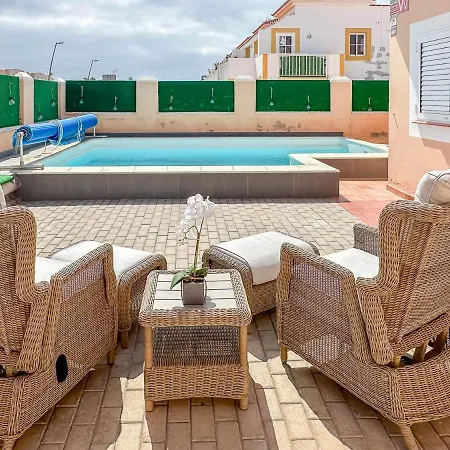 아파트 Guestready - Esmeralda Piscina Privada 칼레타데푸스테